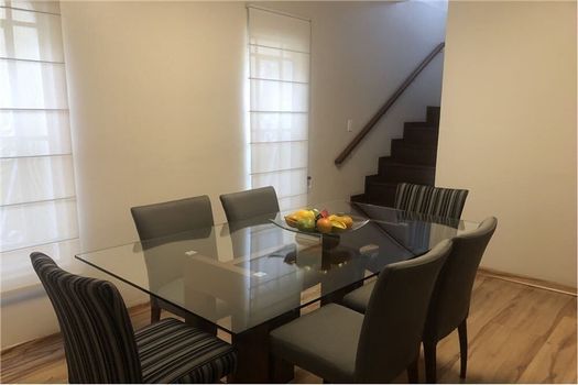 Foto 1 do(a) Casa em Condomínio de 3 quartos à venda em Vila Canero, São Paulo