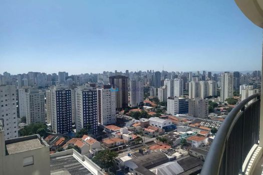Foto 5 do(a) Apartamento de 3 quartos à venda em Vila Gumercindo, São Paulo