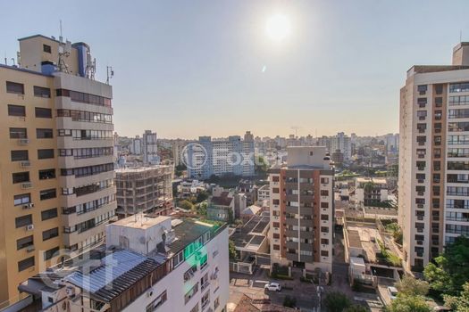 Foto 5 do(a) Apartamento de 3 quartos à venda em Petrópolis, Porto Alegre