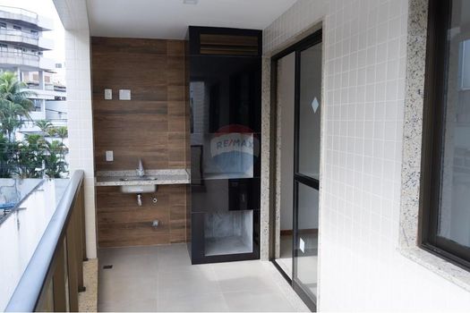 Foto 11 do(a) Apartamento de 3 quartos à venda em Jardim Guanabara, Rio de Janeiro