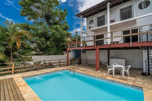Foto 5 do(a) Casa de 4 quartos à venda em Praia da Bandeira, Rio de Janeiro