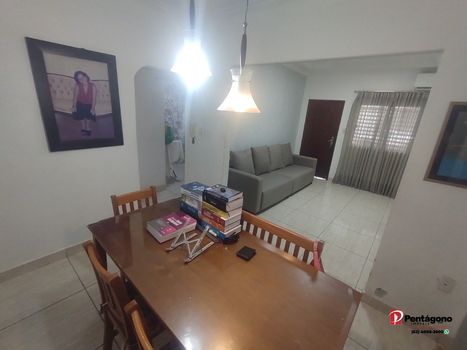 Foto 5 do(a) Casa de 3 quartos à venda em Setor dos Funcionários, Goiânia