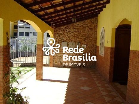 Foto 3 do(a) Casa de 3 quartos à venda em Guará I, Brasília