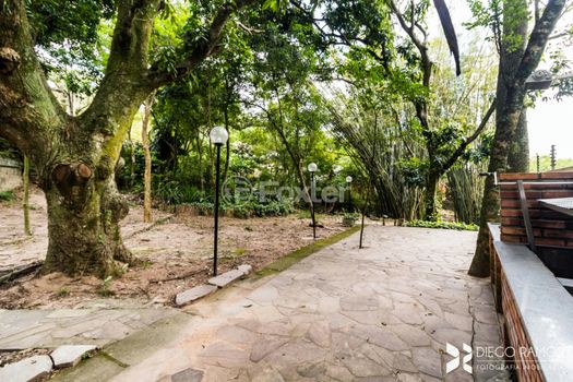 Foto 44 do(a) Casa em Condomínio de 3 quartos à venda em Teresópolis, Porto Alegre