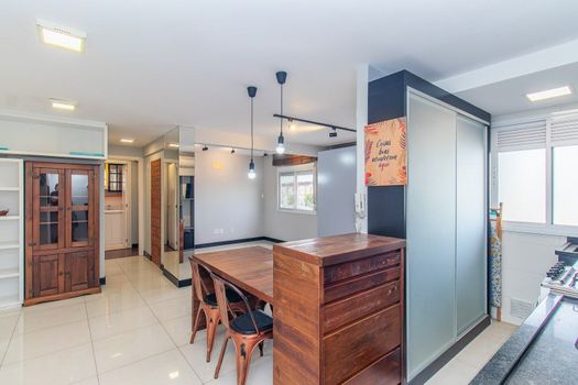 Foto 5 do(a) Flat de 2 quartos à venda em Jardim Botânico, Porto Alegre
