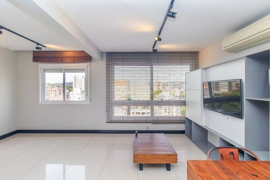 Foto 4 do(a) Flat de 2 quartos à venda em Jardim Botânico, Porto Alegre