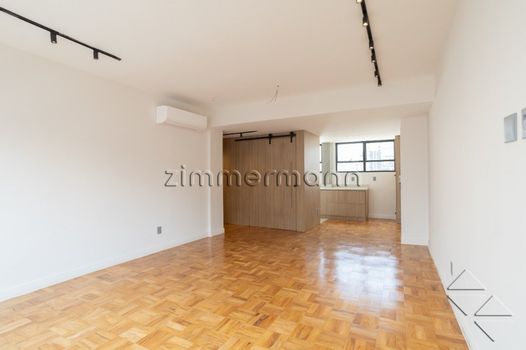 Foto 3 do(a) Apartamento de 3 quartos à venda em Vila Nova Conceição, São Paulo