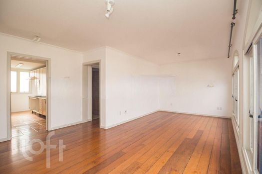 Foto 3 do(a) Apartamento de 3 quartos à venda em Mont Serrat, Porto Alegre