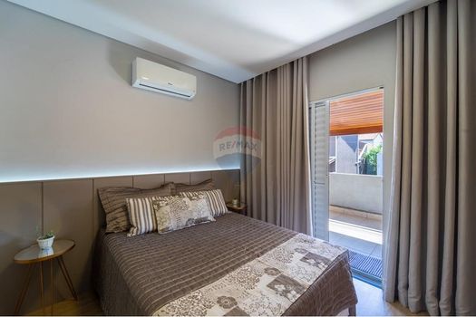 Foto 10 do(a) Casa em Condomínio de 4 quartos à venda em Recanto Quarto Centenário, Jundiaí