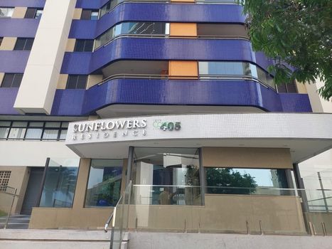 Foto 1 do(a) Apartamento de 3 quartos à venda em Gleba Fazenda Palhano, Londrina