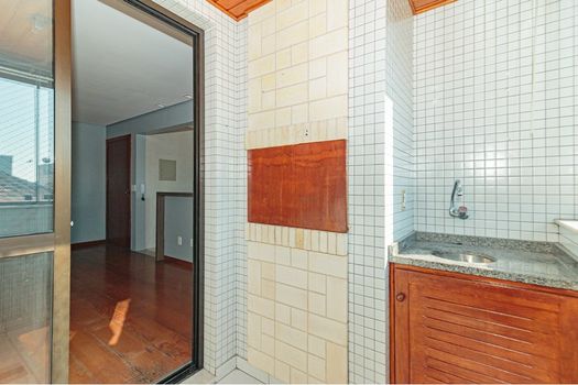 Foto 11 do(a) Apartamento de 2 quartos à venda em Passo da Areia, Porto Alegre