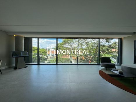 Foto 3 do(a) Apartamento de 3 quartos à venda em Vila Nova Conceição, São Paulo