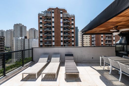 Foto 2 do(a) Cobertura de 1 quartos à venda em Vila Suzana, São Paulo