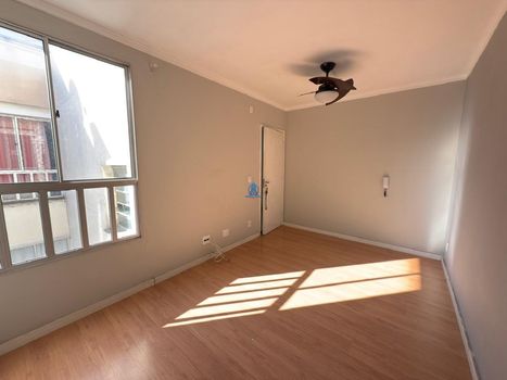 Foto 4 do(a) Apartamento de 2 quartos à venda em Letícia, Belo Horizonte