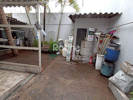 Foto 14 do(a) Loja false à venda em Chácaras Tubalina e Quartel, Uberlândia