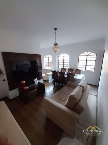 Foto 4 do(a) Casa de 3 quartos à venda em Vila Progresso, Jundiaí