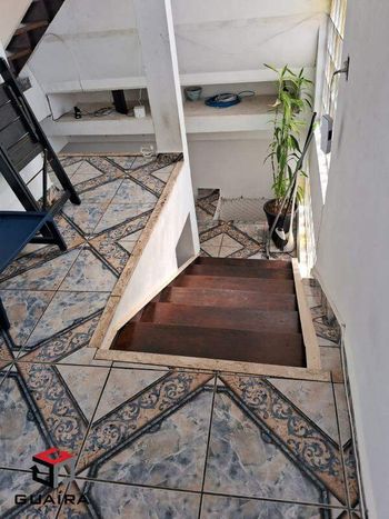 Foto 4 do(a) Casa de 4 quartos à venda em Vila Fachini, São Paulo