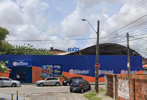 Foto 3 do(a) Edifício Inteiro false para alugar em Henrique Jorge, Fortaleza