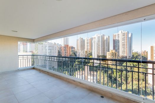 Foto 6 do(a) Apartamento de 3 quartos à venda em Vila Andrade, São Paulo