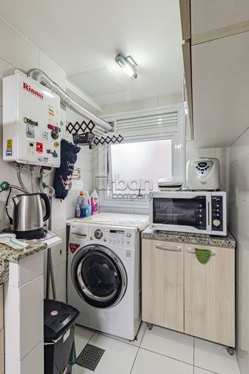 Foto 9 do(a) Apartamento de 2 quartos à venda em Vila Ipiranga, Porto Alegre