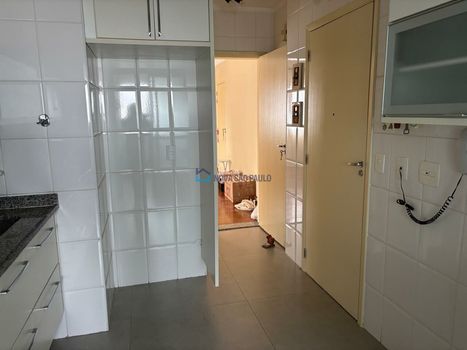 Foto 21 do(a) Apartamento de 3 quartos à venda em Mirandópolis, São Paulo