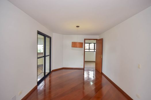 Foto 5 do(a) Apartamento de 4 quartos à venda em Jardim Londrina, São Paulo