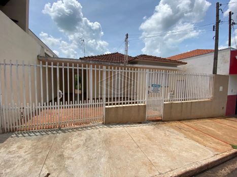 Foto 1 do(a) Casa de 2 quartos à venda em Centro, Barra Bonita