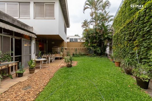Foto 2 do(a) Casa de 4 quartos à venda em Jardim Guedala, São Paulo