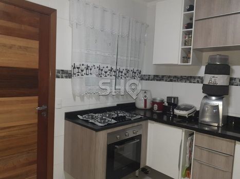 Foto 6 do(a) Casa de 3 quartos à venda em Vila Carolina, São Paulo