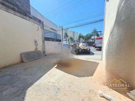 Foto 4 do(a) Loja false para alugar em Ponte de São João, Jundiaí