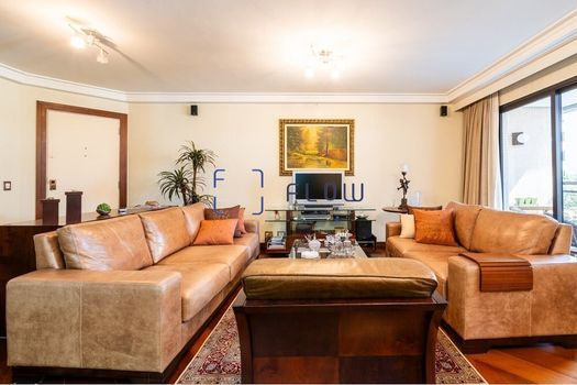 Foto 5 do(a) Apartamento de 3 quartos à venda em Indianópolis, São Paulo