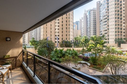 Foto 17 do(a) Apartamento de 3 quartos à venda em Indianópolis, São Paulo