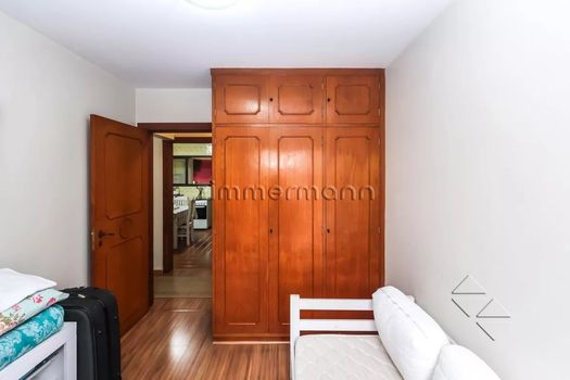 Foto 6 do(a) Apartamento de 3 quartos à venda em Aclimação, São Paulo