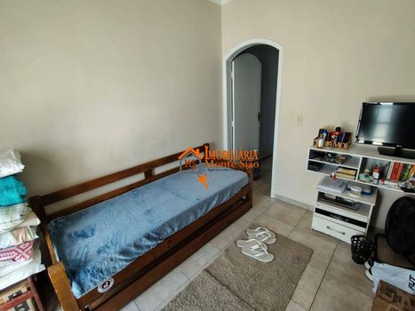 Foto 43 do(a) Casa de 3 quartos à venda em Jardim Adriana, Guarulhos