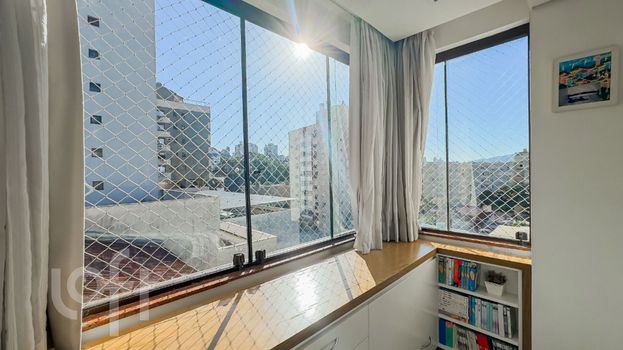Foto 23 do(a) Apartamento de 3 quartos à venda em Petrópolis, Porto Alegre