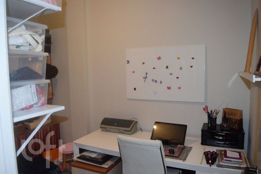 Foto 13 do(a) Apartamento de 2 quartos à venda em Bom Fim, Porto Alegre