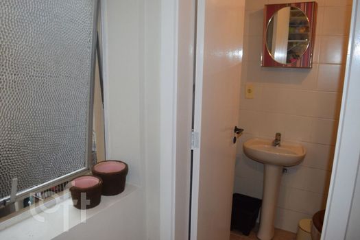 Foto 8 do(a) Apartamento de 2 quartos à venda em Bom Fim, Porto Alegre