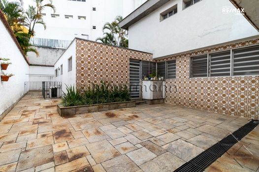 Foto 37 do(a) Casa de 4 quartos à venda em Jardim Guedala, São Paulo