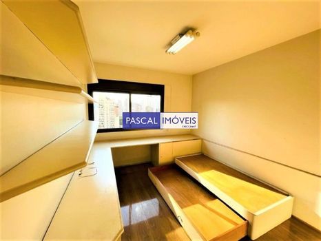 Foto 3 do(a) Apartamento de 3 quartos à venda em Moema, São Paulo