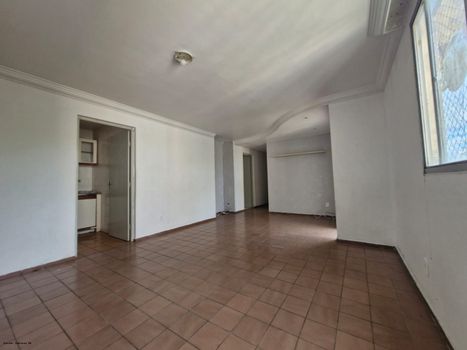Foto 4 do(a) Apartamento de 3 quartos à venda em Serraria, Maceió