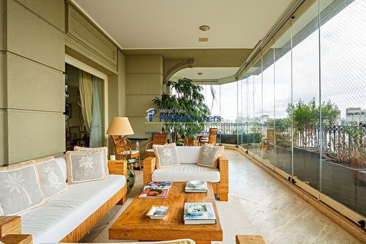 Foto 1 do(a) Apartamento de 4 quartos à venda em Vila Nova Conceição, São Paulo
