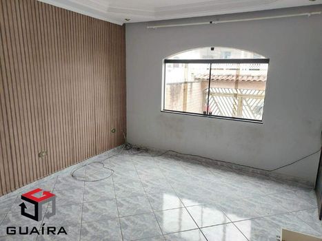 Foto 2 do(a) Casa de 3 quartos à venda em Jardim Santo André, Santo André