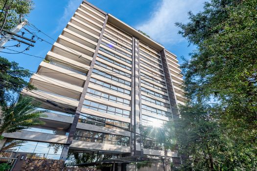 Foto 1 do(a) Apartamento de 3 quartos para alugar em Mont Serrat, Porto Alegre