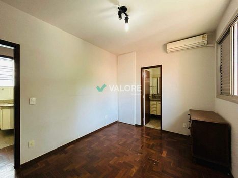 Foto 16 do(a) Apartamento de 5 quartos à venda em Santo Antônio, Belo Horizonte