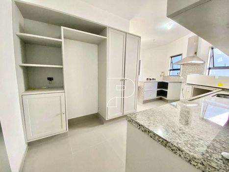 Foto 23 do(a) Casa em Condomínio de 3 quartos à venda em Chácara Moinho Velho, Carapicuíba