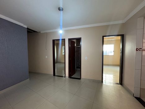 Foto 3 do(a) Casa de 3 quartos à venda em Recanto das Emas, Brasília