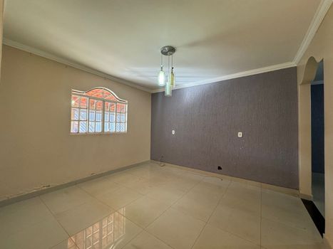 Foto 4 do(a) Casa de 3 quartos à venda em Recanto das Emas, Brasília
