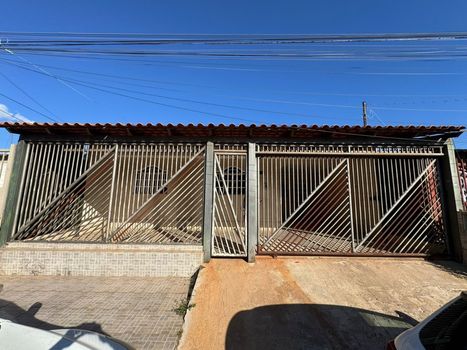 Foto 14 do(a) Casa de 3 quartos à venda em Recanto das Emas, Brasília