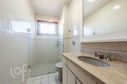 Foto 17 do(a) Apartamento de 3 quartos à venda em Vila Ipiranga, Porto Alegre