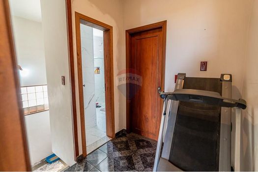 Foto 43 do(a) Casa de 3 quartos à venda em Jardim Carioca, Rio de Janeiro